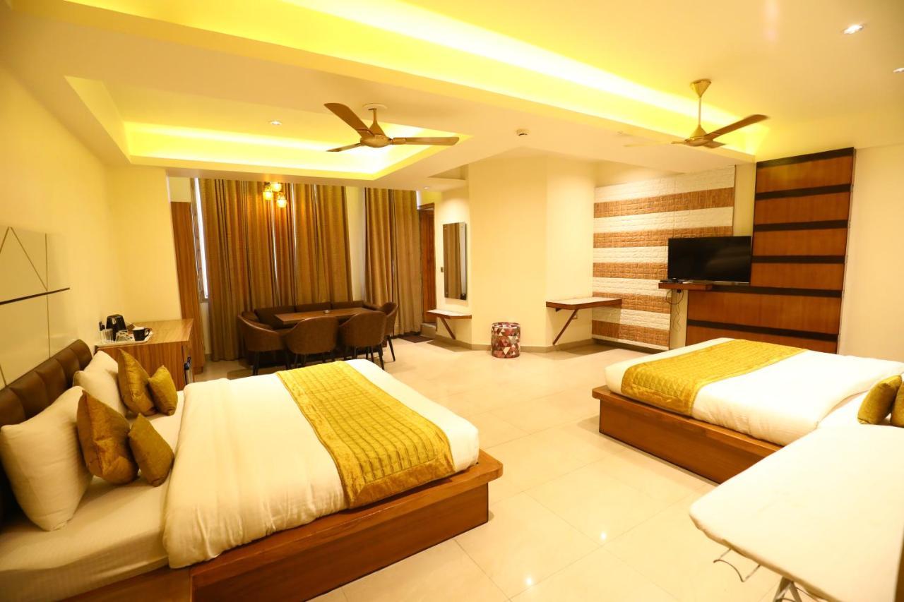 Hotel Grand Kailash,Kotdwara Exterior photo